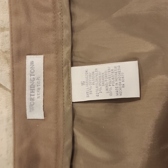 At the knee skirt - Picture 4 of 4